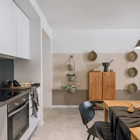 Atalaya - 2 Bedrooms In Eixample Esquerra Barcelona