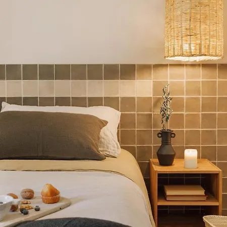 Apartment Atalaya - 2 Bedrooms In Eixample Esquerra *