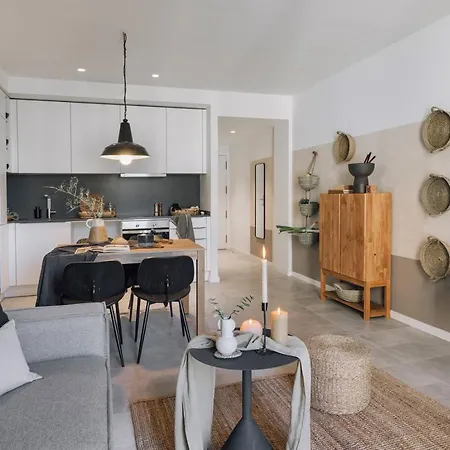 Atalaya - 2 Bedrooms In Eixample Esquerra Barcelona